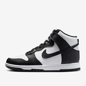 Women’s Black and white panda dunks mid size 10